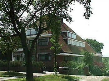 Studio * Den Haag